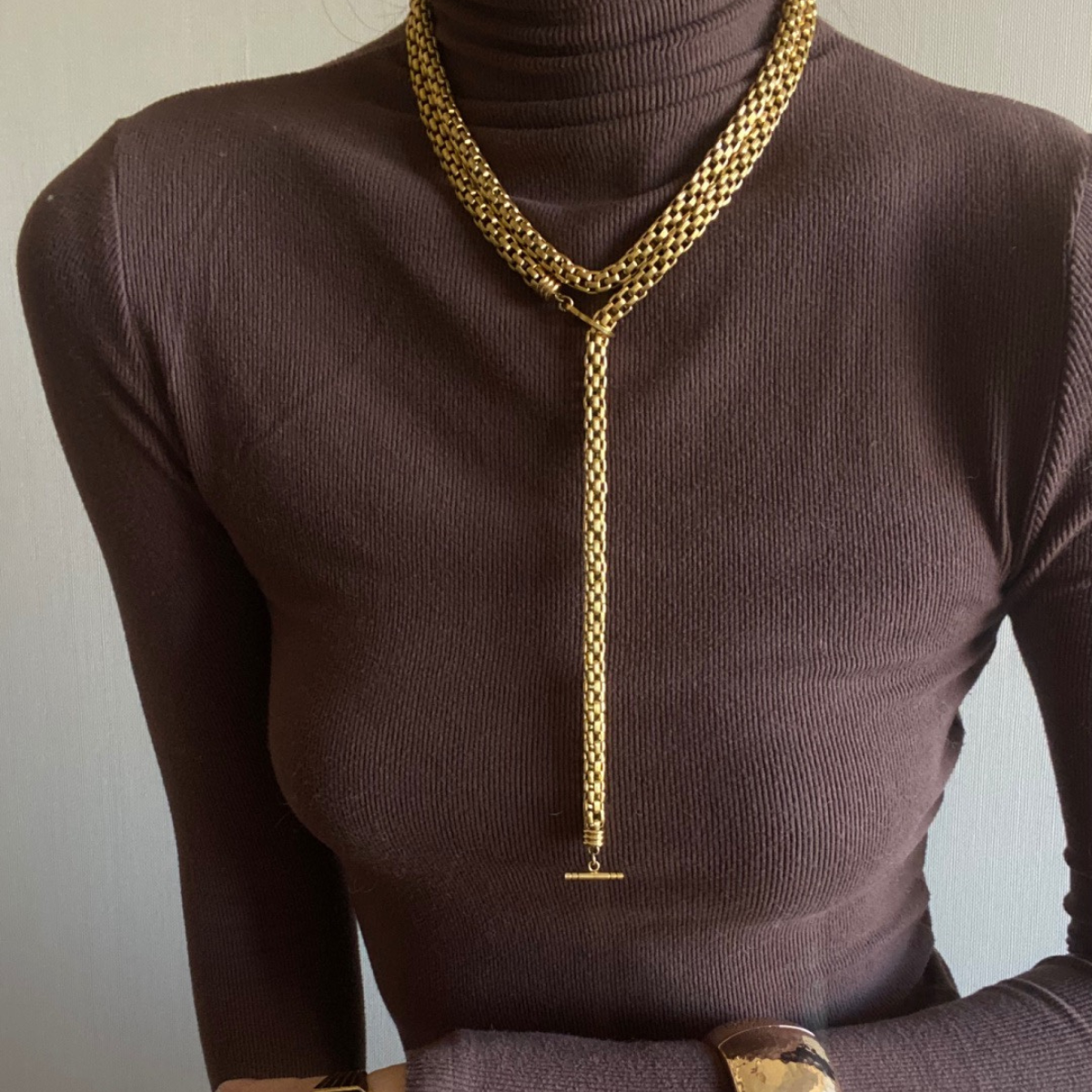 Collar Versa Charm Y-Drop: diseño apilable y multiuso